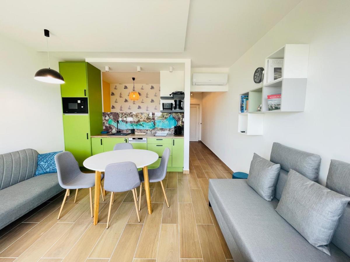Panorama Superior Apartments - Pool, Garden, Parking บาลาโตนัลมาดี ภายนอก รูปภาพ