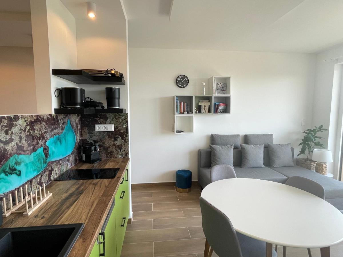 Panorama Superior Apartments - Pool, Garden, Parking บาลาโตนัลมาดี ภายนอก รูปภาพ