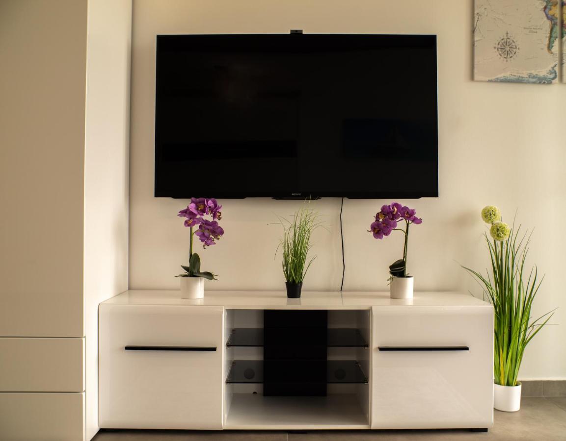 Panorama Superior Apartments - Pool, Garden, Parking บาลาโตนัลมาดี ภายนอก รูปภาพ