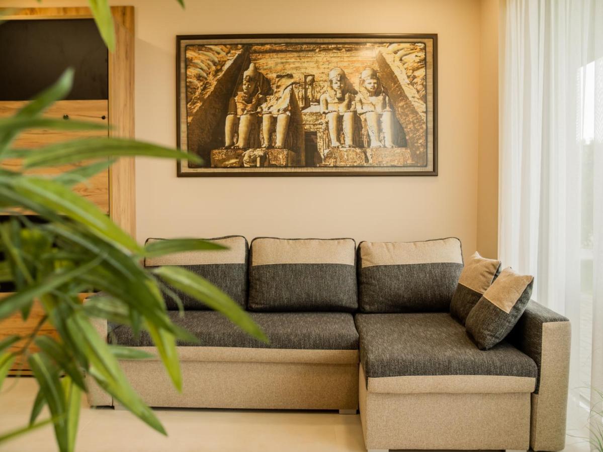 Panorama Superior Apartments - Pool, Garden, Parking บาลาโตนัลมาดี ภายนอก รูปภาพ