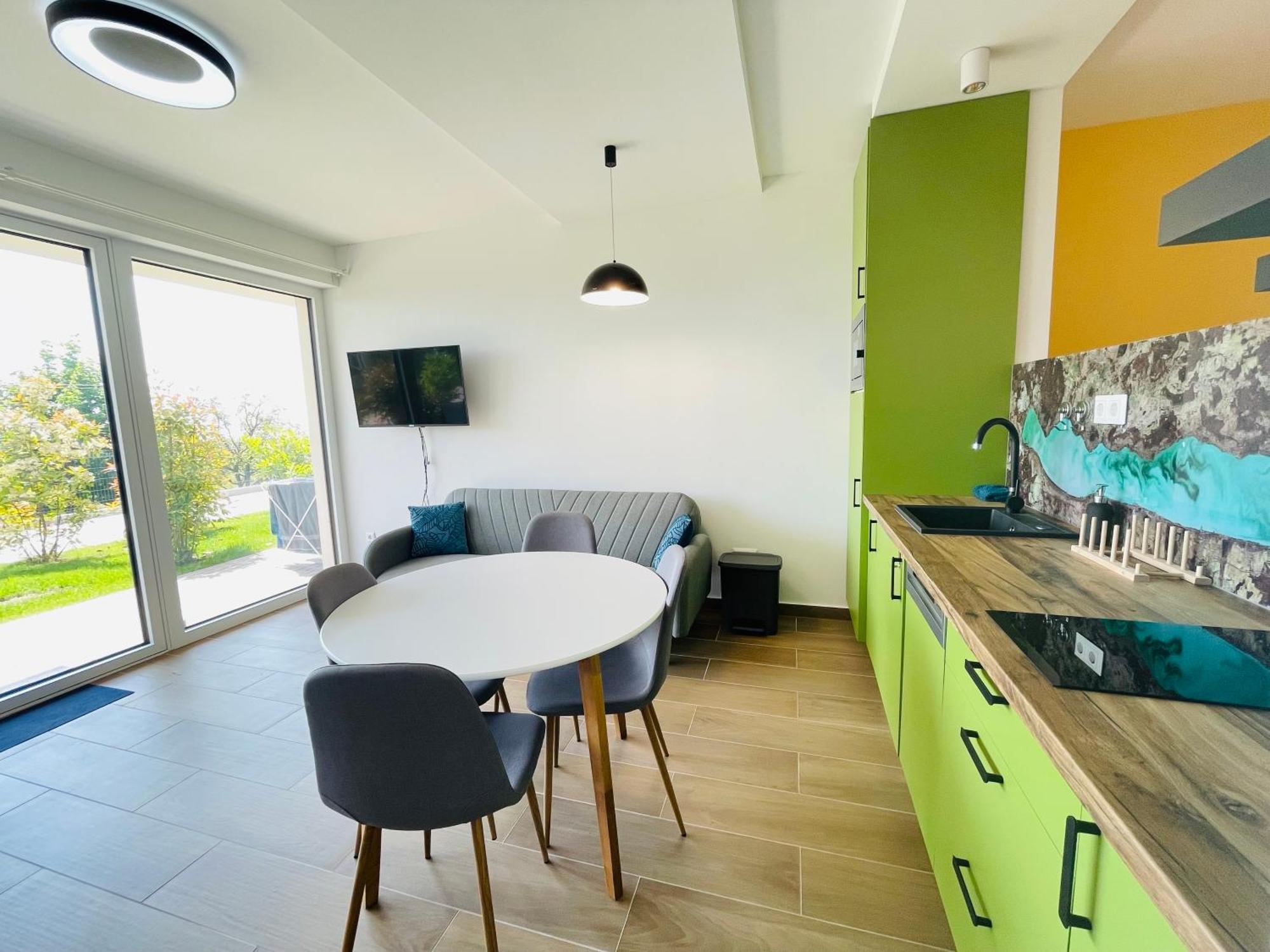 Panorama Superior Apartments - Pool, Garden, Parking บาลาโตนัลมาดี ภายนอก รูปภาพ
