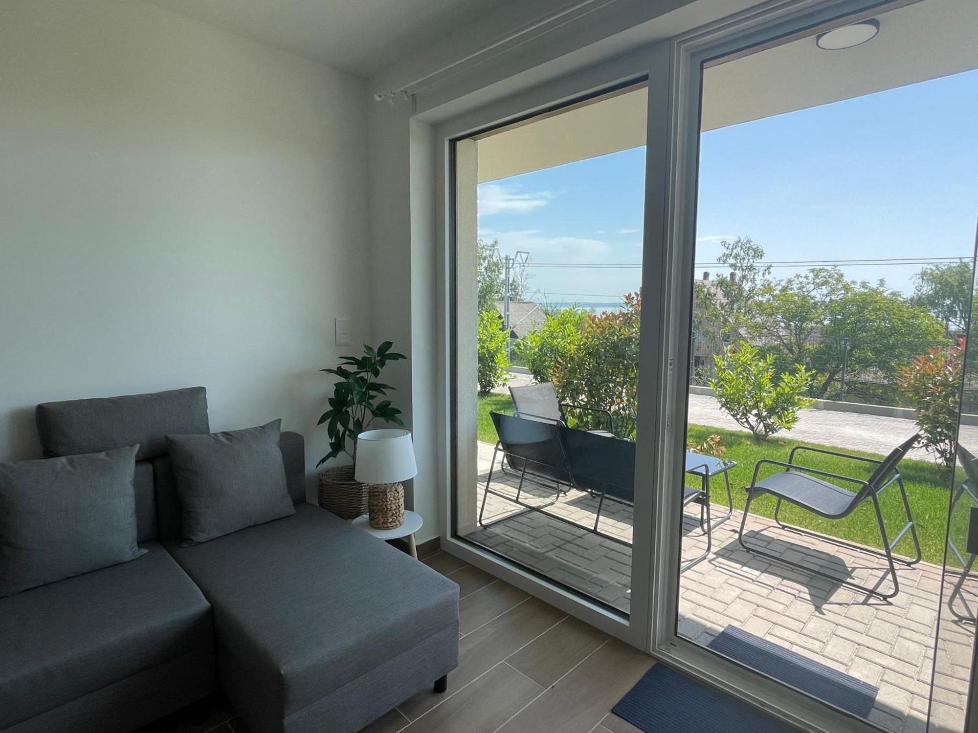 Panorama Superior Apartments - Pool, Garden, Parking บาลาโตนัลมาดี ภายนอก รูปภาพ
